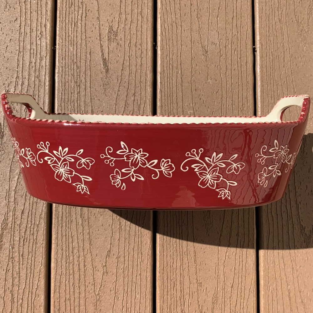 🆕TEMPTATIONS 3QT BAKER WITH UPSWEPT HANDLES IN RARE FLORAL LACE CRANBERRY NWTS!